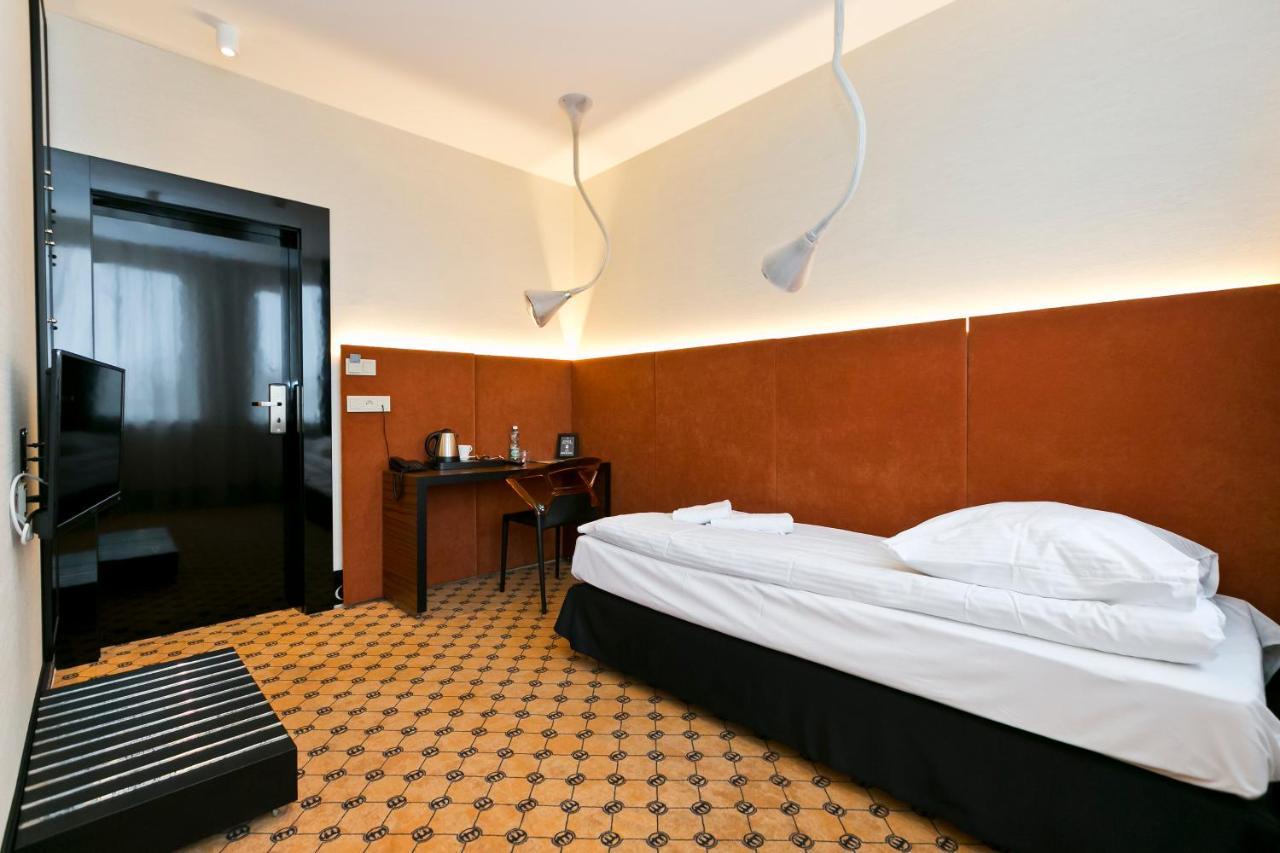 Hotel Martina ジニン エクステリア 写真