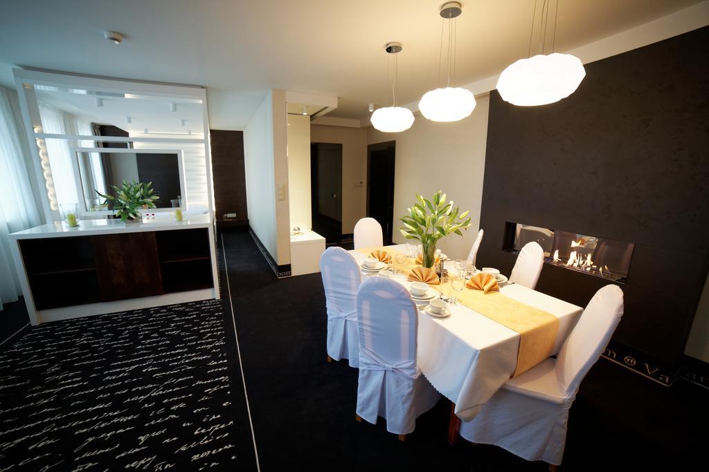 Hotel Martina ジニン 部屋 写真