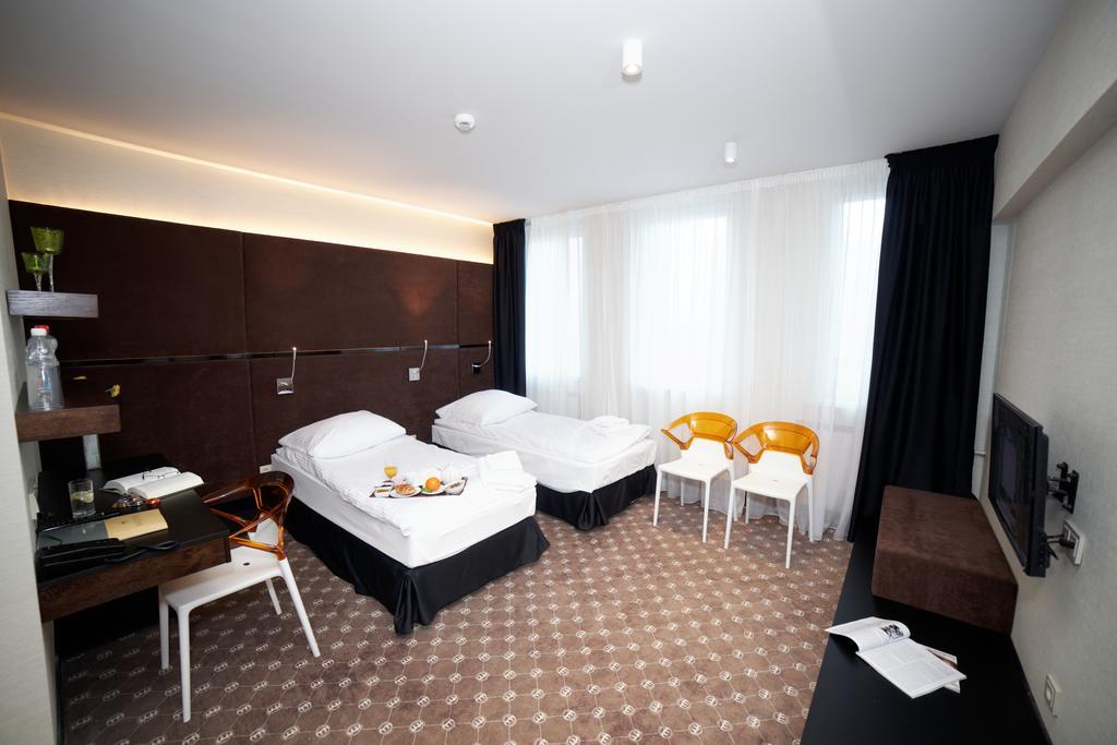 Hotel Martina ジニン 部屋 写真